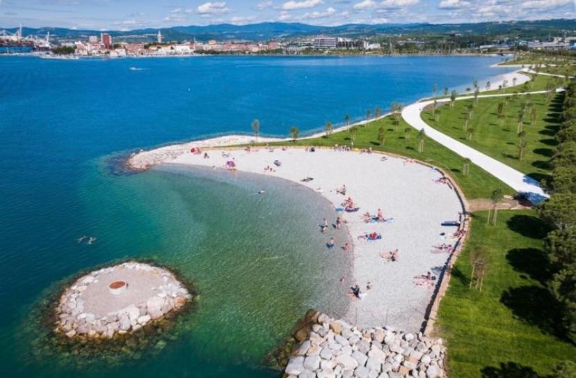 Lovely Apartment With Fabulous View Koper Exterior photo